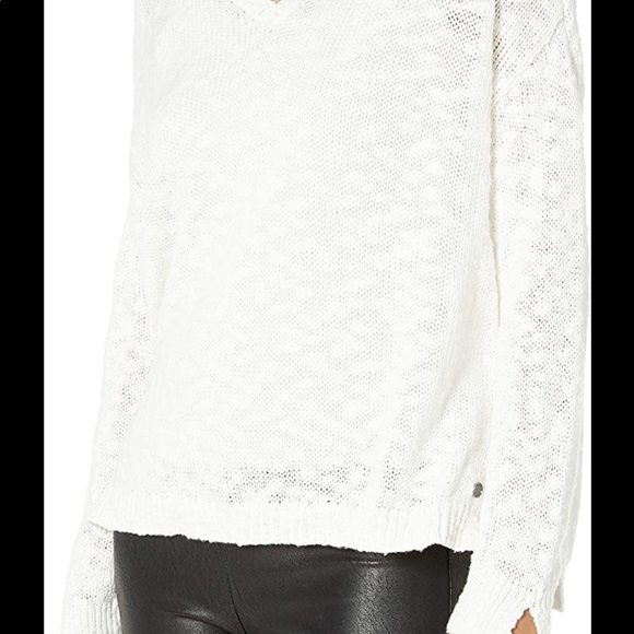 Roxy airport vibes xs white hoodie nwt - Picture 2 of 8